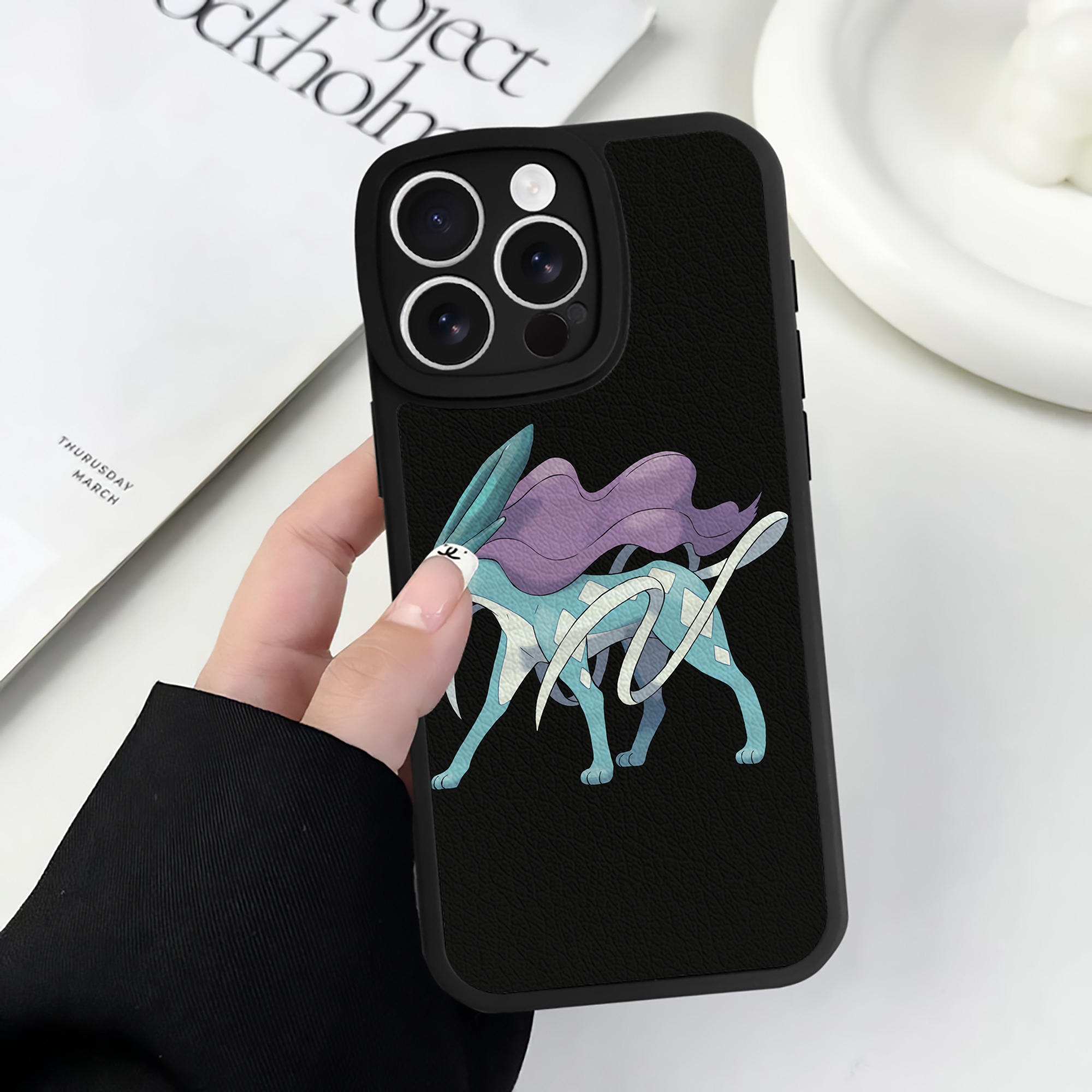 （画像用） ポケットモンスター Pokémon 【iPhone 16シリーズ対応】シリコンスマホケース（レザー調） 材質：シリコン